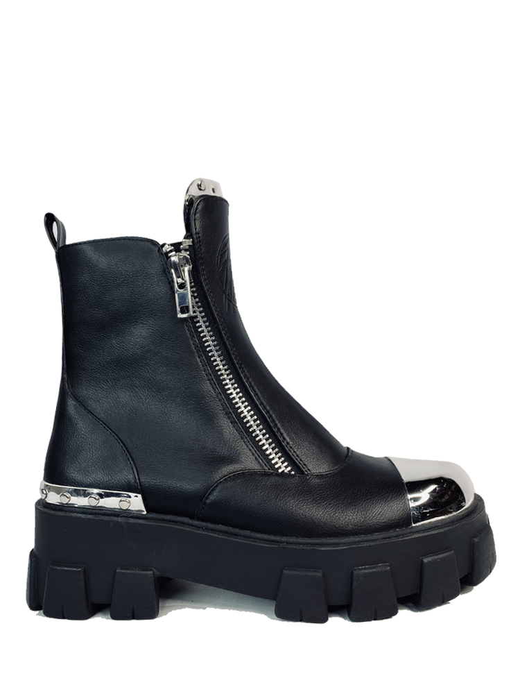 BLADE BOOT